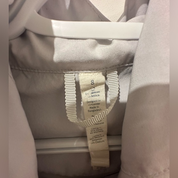 Grey Lululemon Zip Jacket. Size 8, great condition - Picture 3 of 4